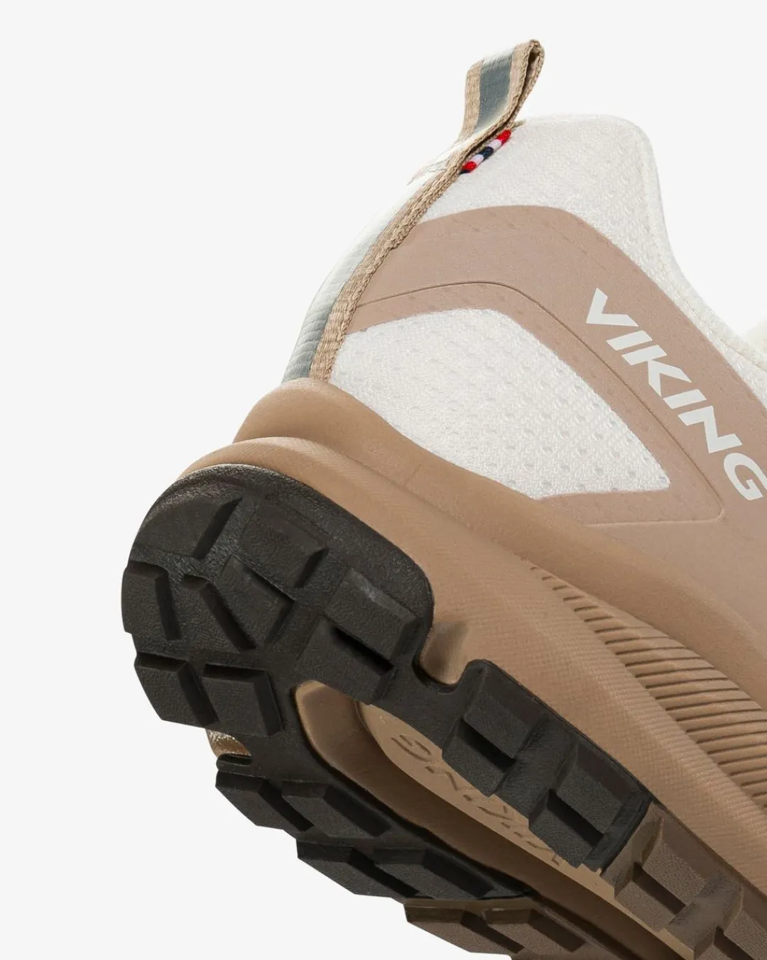 Viking Sneakers|Gore-Tex Damskor>Motion Low GTX W Cream/Brown